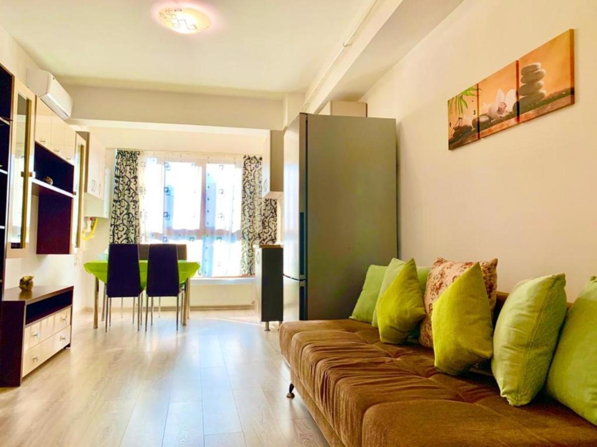 Elyse Comfortable Apartment Close To Palas Mall Iasi Eksteriør billede