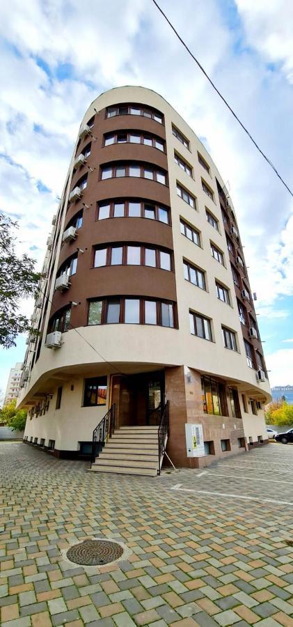 Elyse Comfortable Apartment Close To Palas Mall Iasi Eksteriør billede